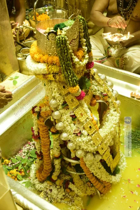 इन 6 मंदिरों में पूरी होती है हर मुराद