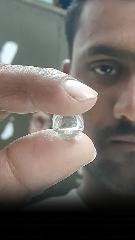 Panna Heera 50 lakh two friend hindi news