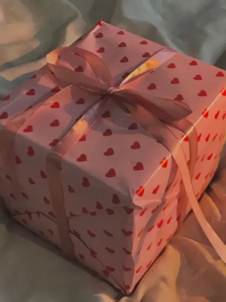 Valentine Day पर Girlfriends को दें ये खास Gadgets