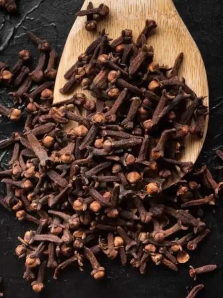 clove water benefits health tips