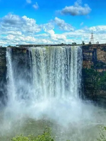 MP Waterfalls to visit in monsoon