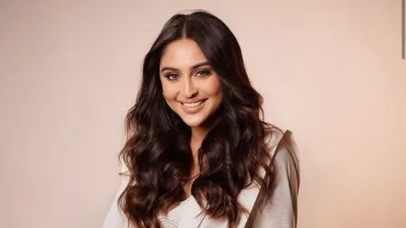 Krystle D’Souza Wraps Shoot in Mauritius for First Copy with Munawar