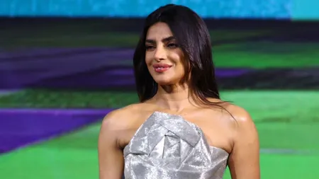 Sarah Jessica Parker Honors Priyanka Chopra at Red Sea Film Festival