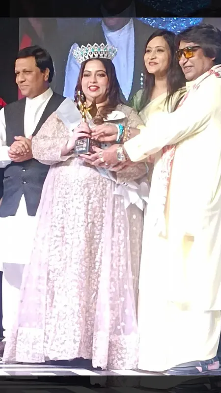 Organizer Meghana Shendge appreciated for her successful  ‘Curvy Glamour’ Beauty Contest-Pageant for ‘Plus-Size’ talented women—supported by Shabbir Shaikh! by Chaitanya Padukone