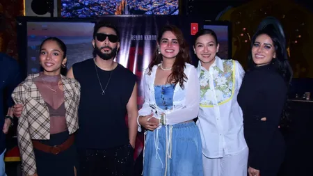 “Darbari dhamaka viral ‘Hella’ is our Valentine Day weekend gift to our Fans”, say Rehaa Khann, Zaid Darbar, Ismail Darbar and Gauahar Khan ! by Chaitanya Padukone