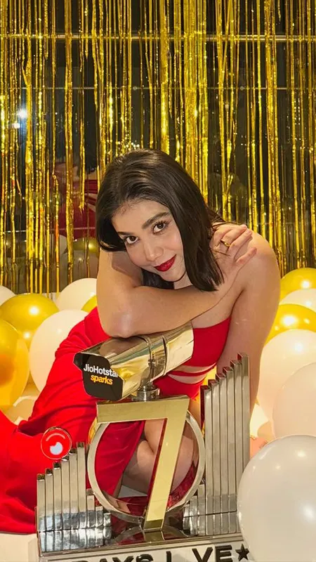 Dolly Javed & Lovekesh Kataria Win 7 Days Live: Dolly Sets Engagement Record!