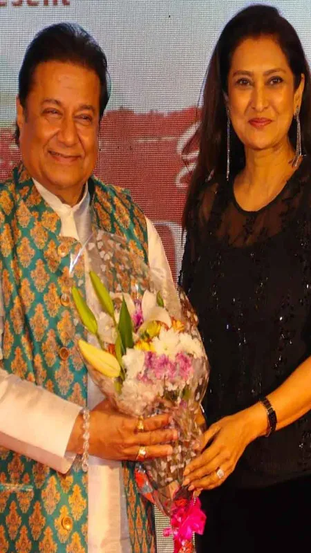 Anup Jalota shares what is 'common' between 'cricket victory' and 'music video' --while honoring “Hamara College Mein Jaana” music video team---released by Red Ribbon! by Chaitanya Padukone