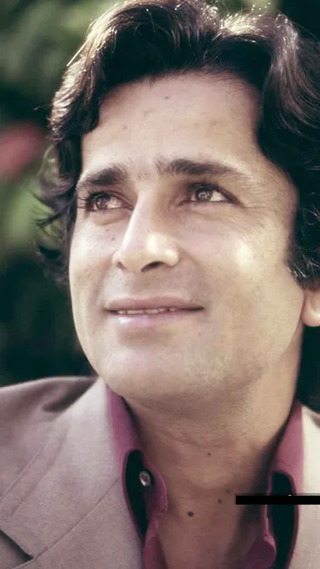 Shashi Kapoor Birth Anniversary: The Charming Star (Shashi Kapoor) with a Killer Smile & a Legacy Beyond Bollywood