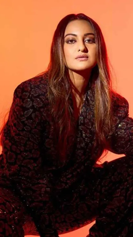 India-Pakistan Tension: Sonakshi Sinha Slams News Channel for Spreading Fear
