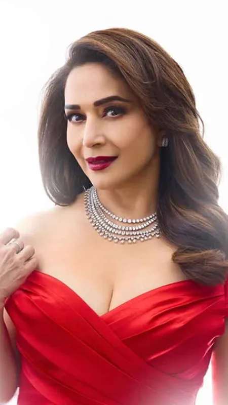 Madhuri Dixit Birthday Special: from Bamnpuri village who became Madhuri Dixit