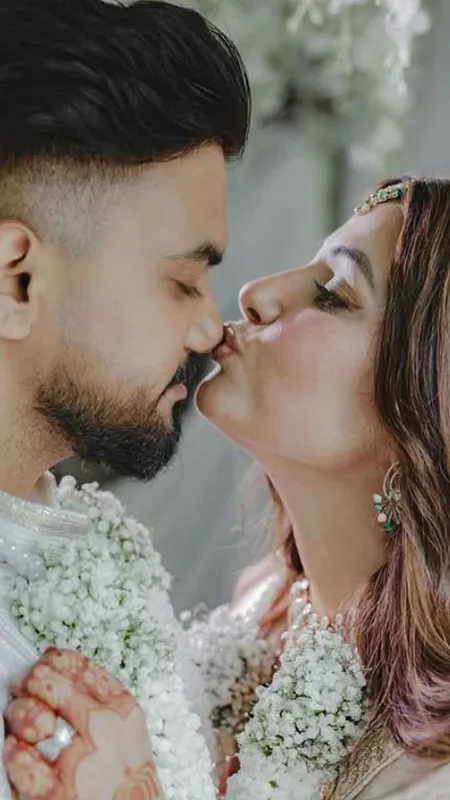 Hina Khan Wedding: Emotional Video of Private Ceremony with Rocky Jaiswal Goes Viral