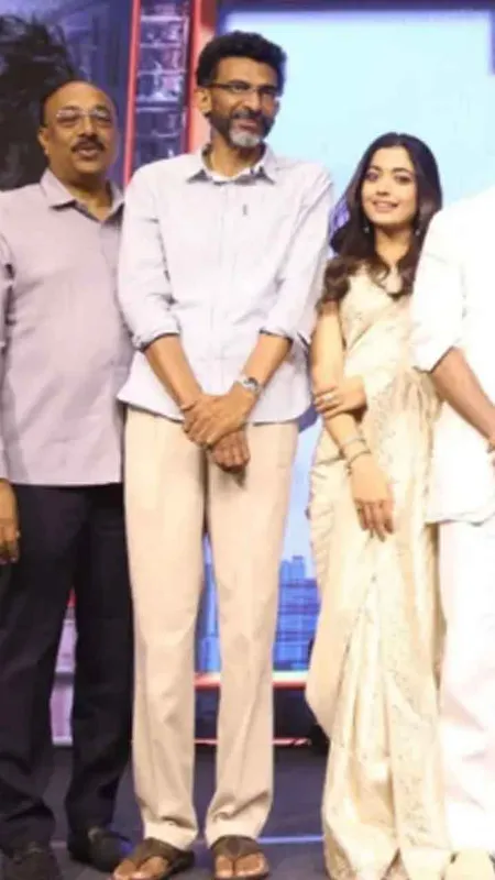 Chiranjeevi Praises Dhanush for ‘Kuberaa’, Says ‘No One Else Could Play Deva’