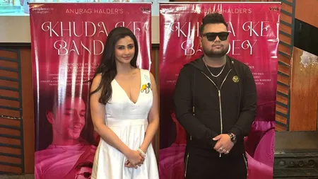 Short: Khudha Ke Bandey: Romantic Anthem with Daisy Shah and Siddharth Gupta