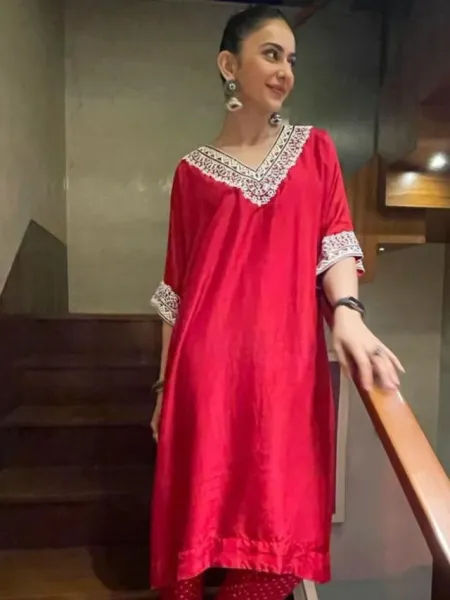 Rakul Preet Sets Temperature Soaring with Red Desi Look