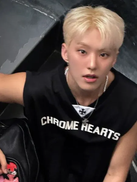 SEVENTEEN Hoshi in New Dapper Look Impresses Fans