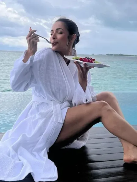 Malaika Arora Looks Stunning Hot in New Pictures