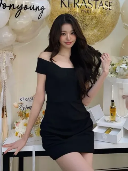 IVE Wonyoung Captivates Hearts in Little Black Dress