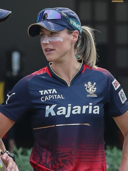 10 Most Beautiful Female Cricketers in the World