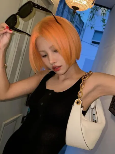 (G)I-DLE Soyeon Exudes Femme Fatale Vibe in New Clicks