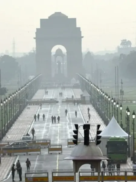 Weather Update: Cloudy Delhi! Check Conditions in Mumbai, Patna & Jaipur