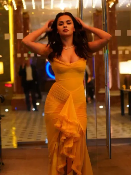 Avneet Kaur Tops the Style game in Plunging Neck Yellow Dress