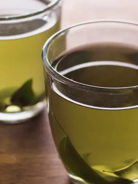 7 Amazing Health Benefits of Drinking Green Tea