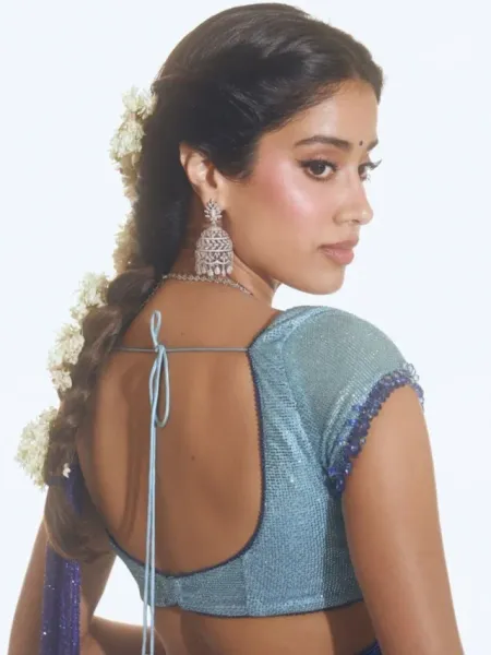 Janhvi Kapoor Looks Breathtaking in Blue on Devara Promotions
