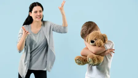 Beating Children(Freepik)