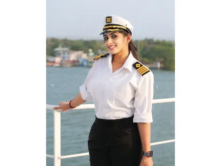 Successful Daughter (Instagram Ac-gouri_vineeth_)