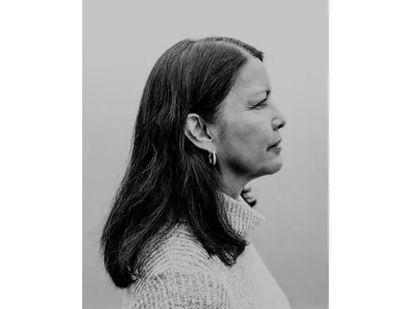 Gray Hair (Unsplash)