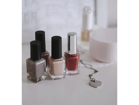 Nail Polish (Unsplash) 