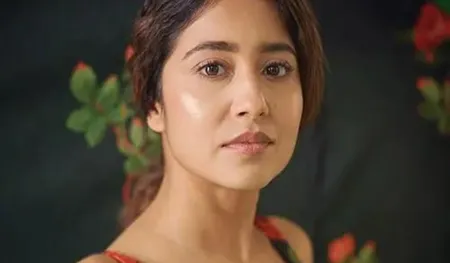 श्वेता त्रिपाठी शर्मा . png