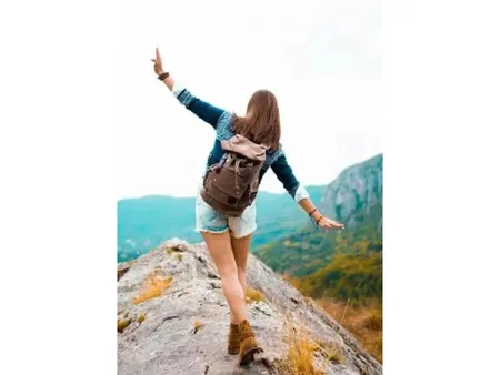 Women Travelers Of India