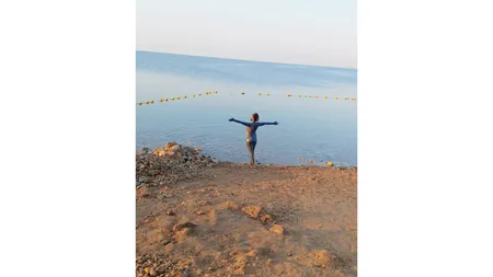 mb(Moonmoon Dutta Instagram).png 