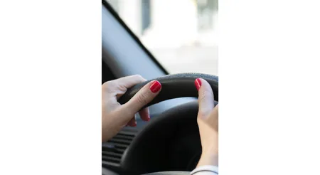 women driving (the independent0.avif