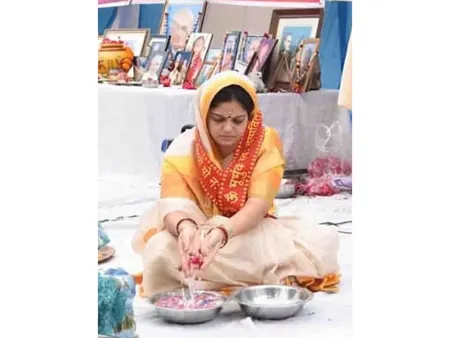 Girls Perform Shraddha And Pind Daan 