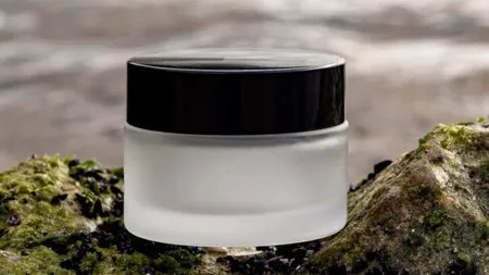 Petroleum Jelly(Freepik)