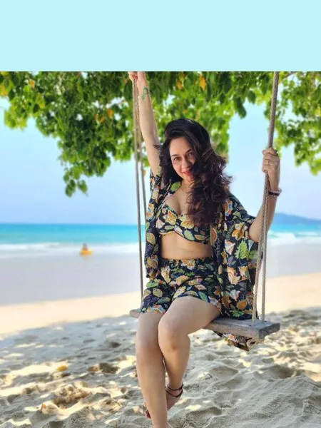 সুখদা খন্দকেকর থাইল্যান্ড ভ্রমণ