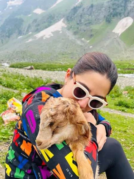 Sara Ali Khan Sonamarg Kashmir