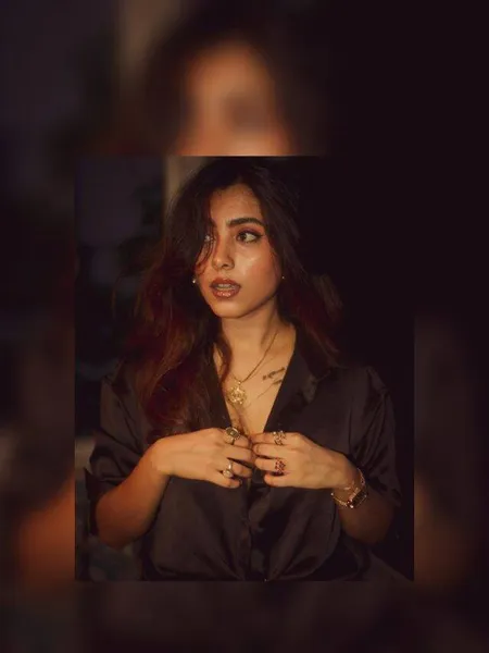 গোখলে-সখী (1)
