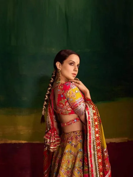 kangana-ranaut-garba-night-tejas-promotions