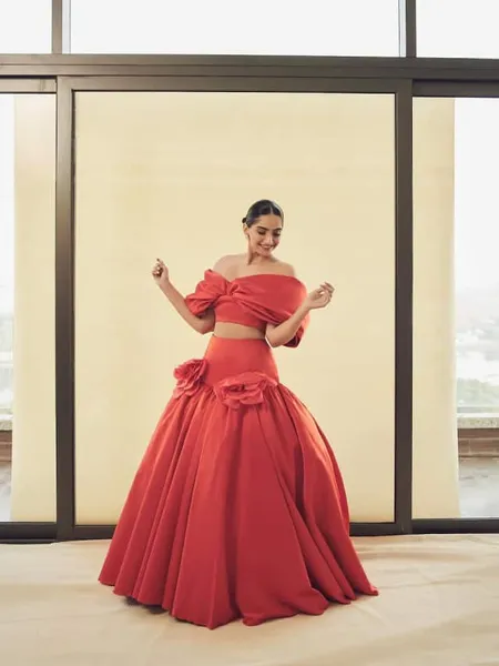 sonam-kapoor