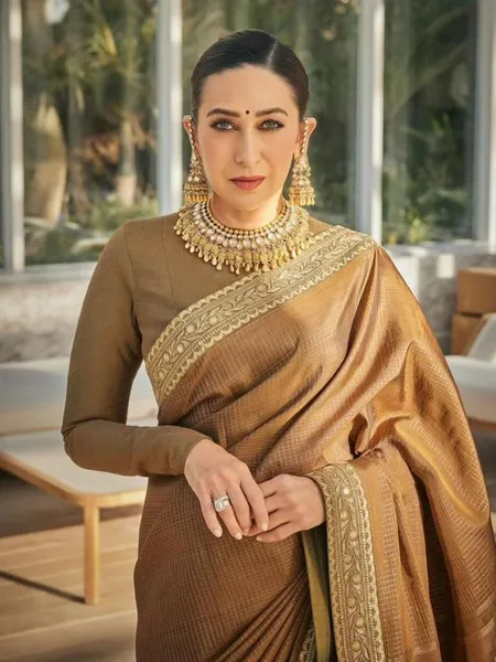90S Famous Bollywood Actresses | Karisma Kapoor Karisma Kapoor Photos | Karisma Kapoor On Sanjay Kapoor | Karisma Kapoor Husband