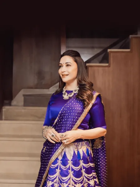 madhuri-dixit-hum-aapke-hain-kaun