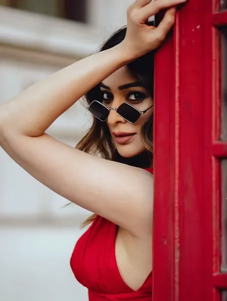 raai lakshmi