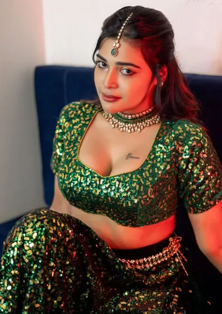 dharsha gupta