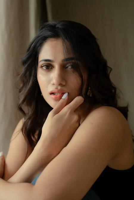 losliya mariyanesan