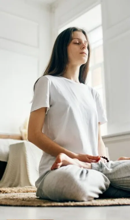 Practice-five-minutes-of-daily-meditation-to-strengthen-attention-circuit