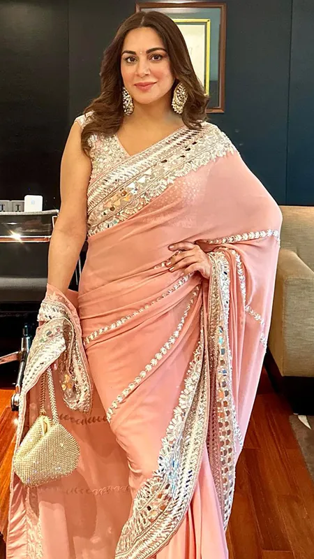 पॉपुलर TV एक्ट्रेस Shraddha Arya ने 'Kundali Bhagya' से ली विदा