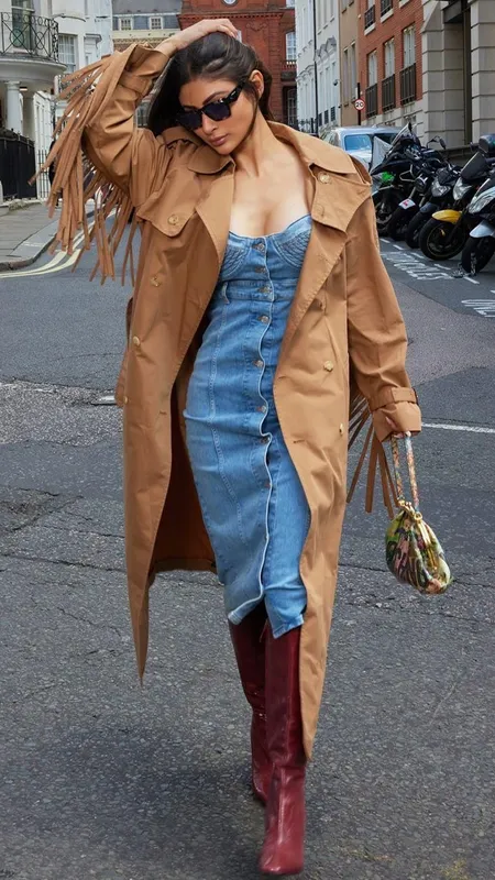 क्या बनाता है Mouni Roy को ग्लोबल स्टाइल आइकन?